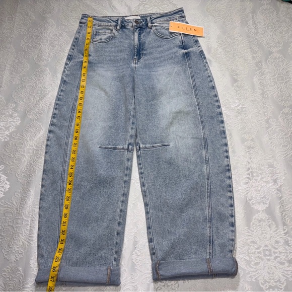 Risen Jeans High-Rise Relaxed Barrel Leg Jeans with Cuffed Hem Size 11/30 NWT - Picture 8 of 10